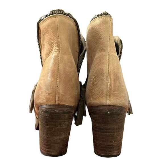 Joe’s Jeans Leather Suede Two Tone Taupe Tan Ankle Boots Size 10 Tasseled Zipper - Picture 3 of 12